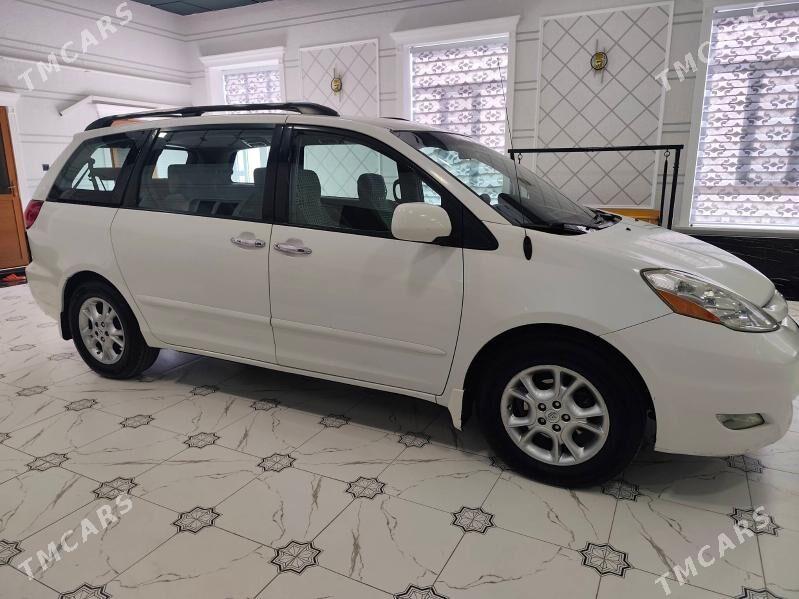 Toyota Sienna 2007 - 240 000 TMT - Туркменабат - img 10