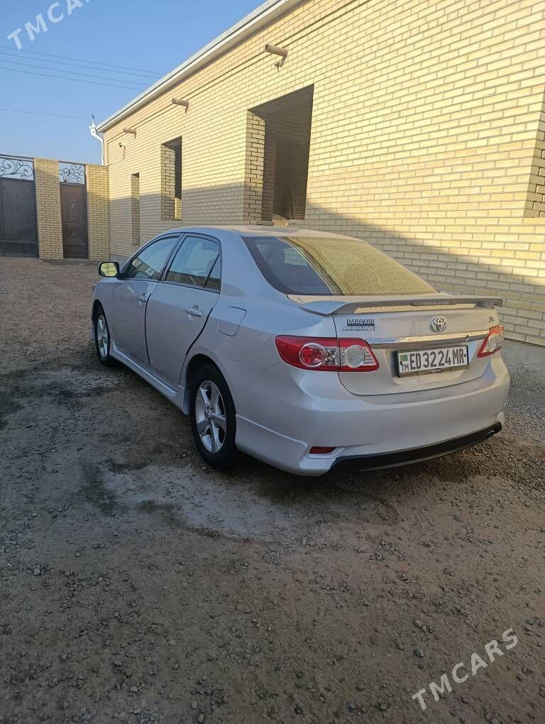 Toyota Corolla 2013 - 167 000 TMT - Мары - img 4