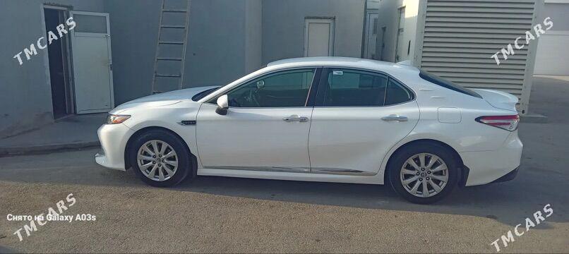 Toyota Camry 2019 - 294 000 TMT - Ашхабад - img 4