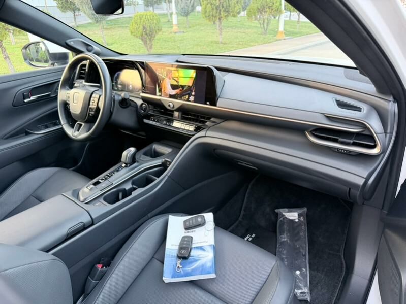 Toyota Crown 2023 - 730 000 TMT - Aşgabat - img 9