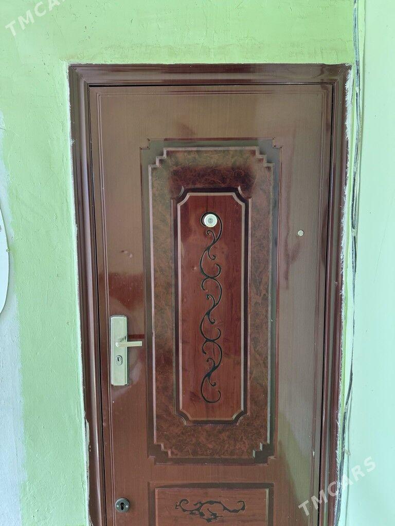 Demir gapylar. - Бузмеин ГРЭС - img 2