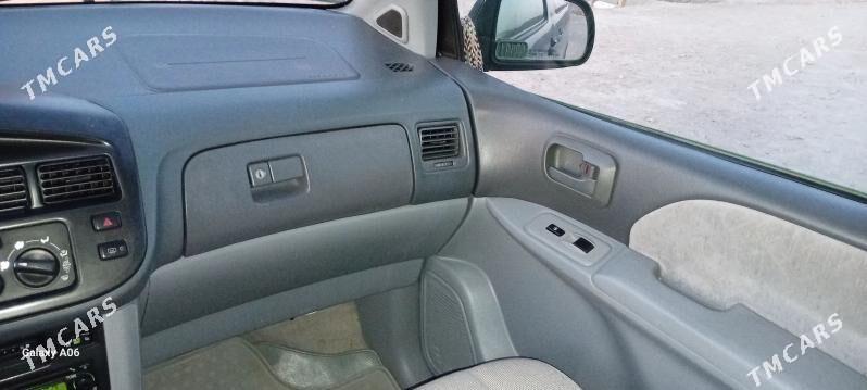 Toyota Sienna 2000 - 200 000 TMT - Гурбансолтан Едже - img 2