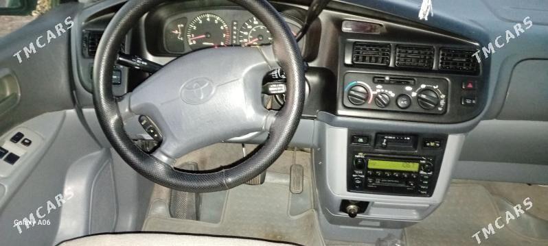 Toyota Sienna 2000 - 200 000 TMT - Гурбансолтан Едже - img 3