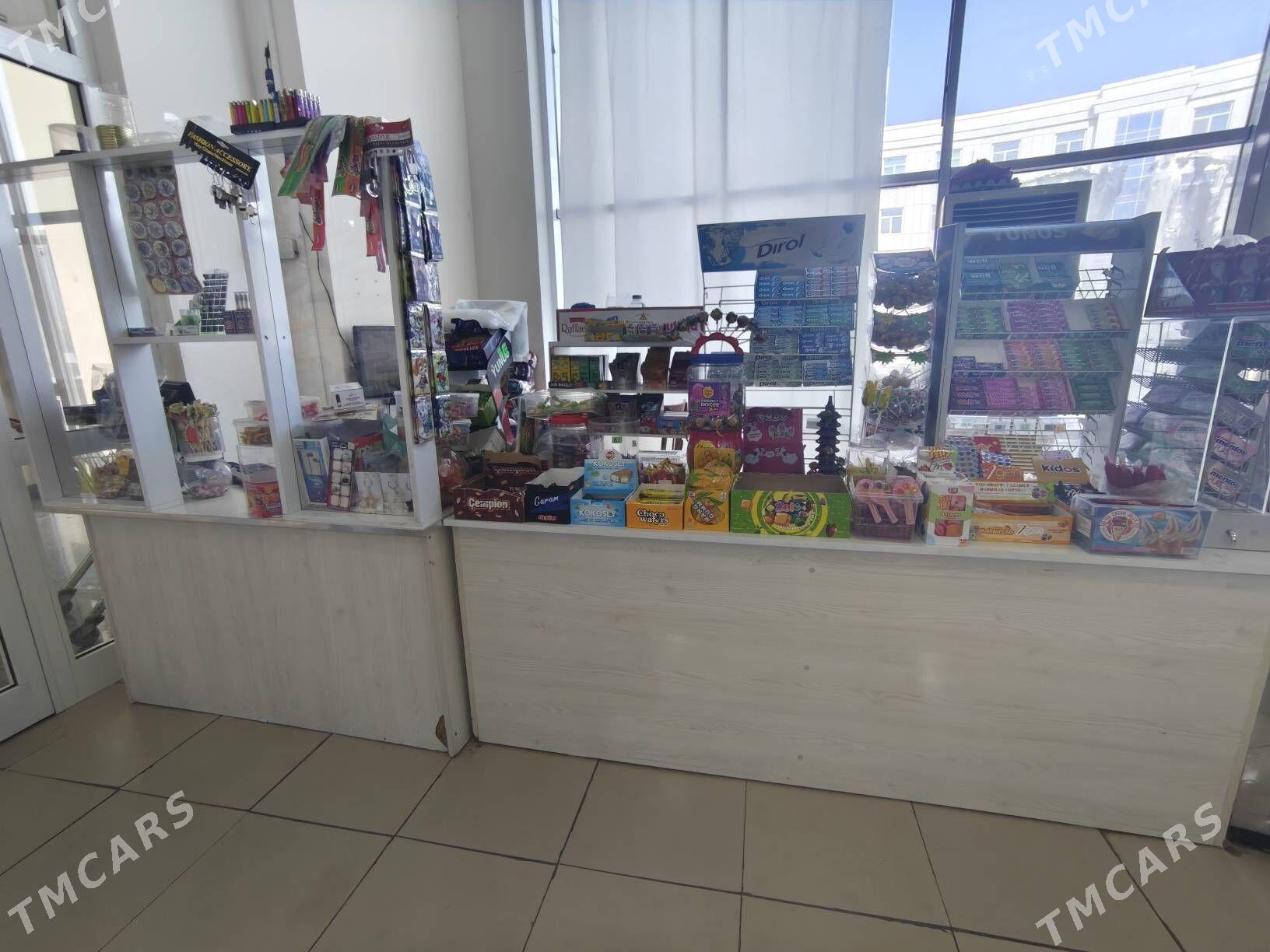 полка, витрина. polka witrina - Туркменбаши - img 1