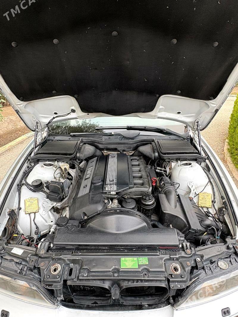 BMW E39 1999 - 100 000 TMT - Балканабат - img 8