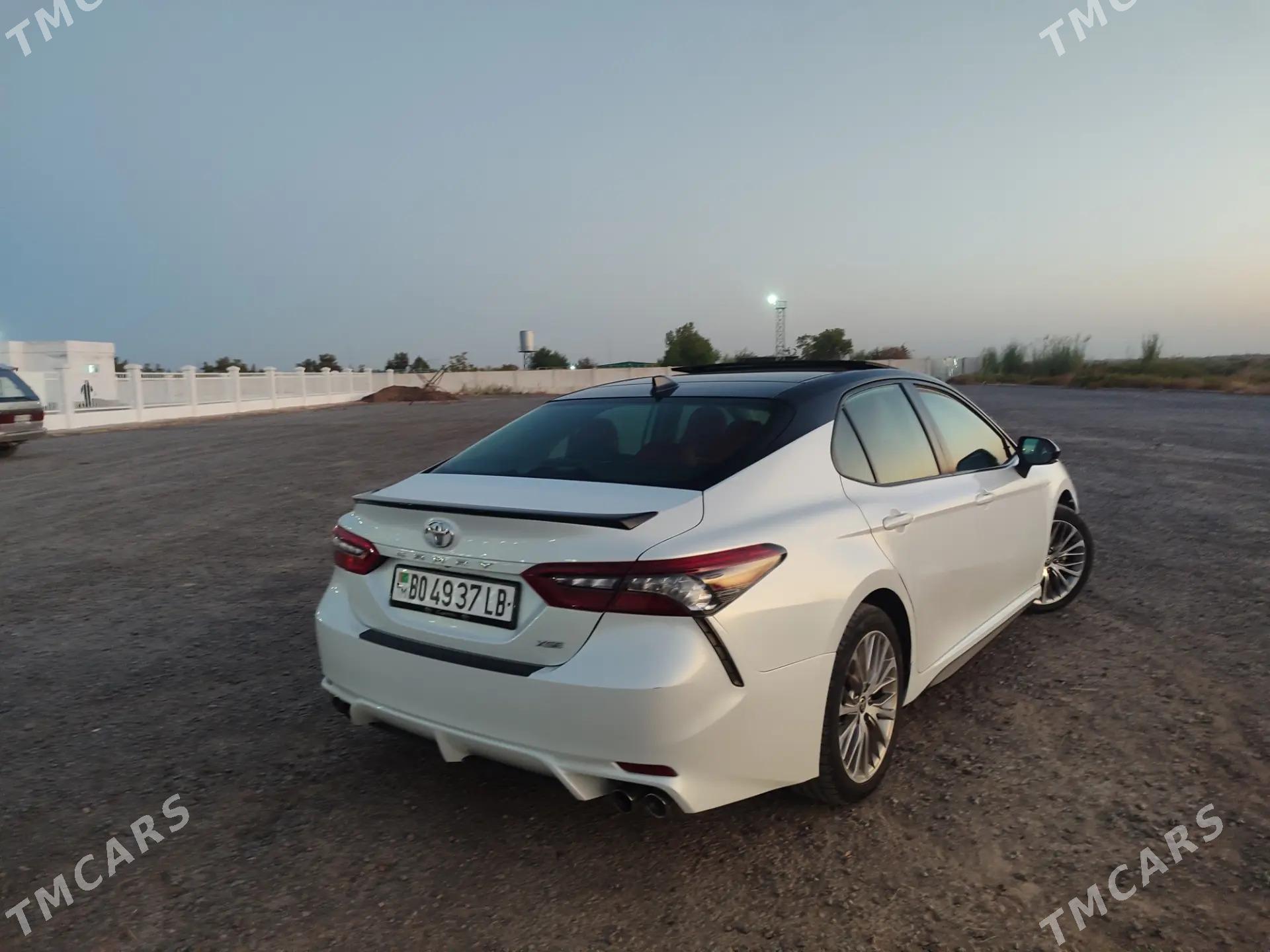 Toyota Camry 2021 - 400 000 TMT - Dänew - img 2