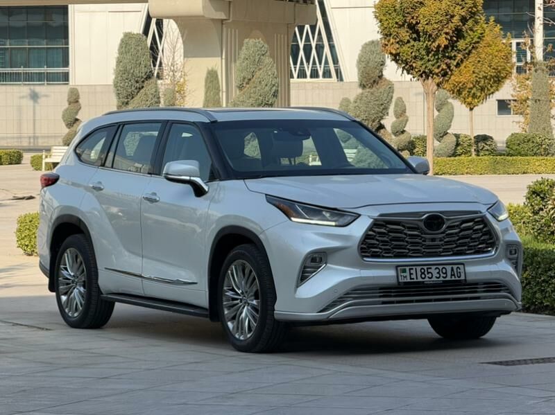 Toyota Highlander 2022 - 569 000 TMT - Aşgabat - img 3