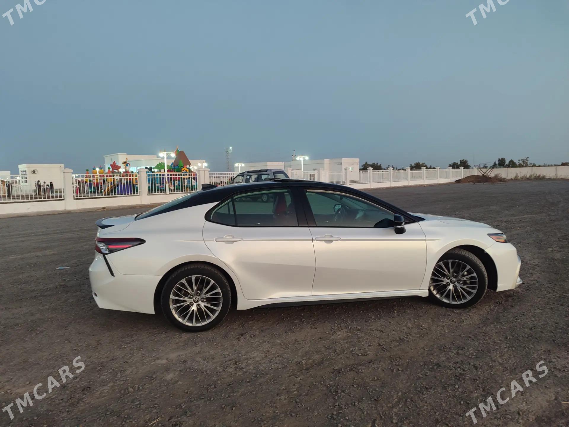 Toyota Camry 2021 - 400 000 TMT - Dänew - img 1