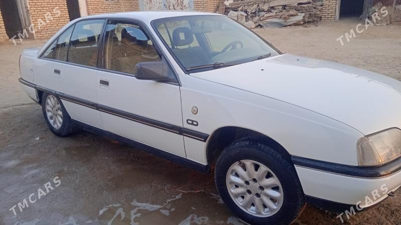 Opel Omega 1989 - 30 000 TMT - Mary - img 3