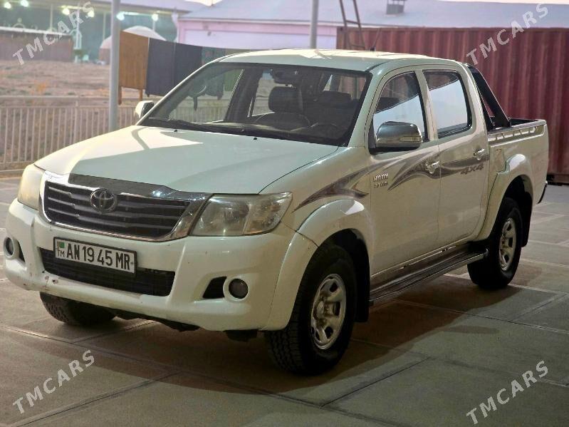 Toyota Hilux 2015 - 350 000 TMT - Mary - img 4