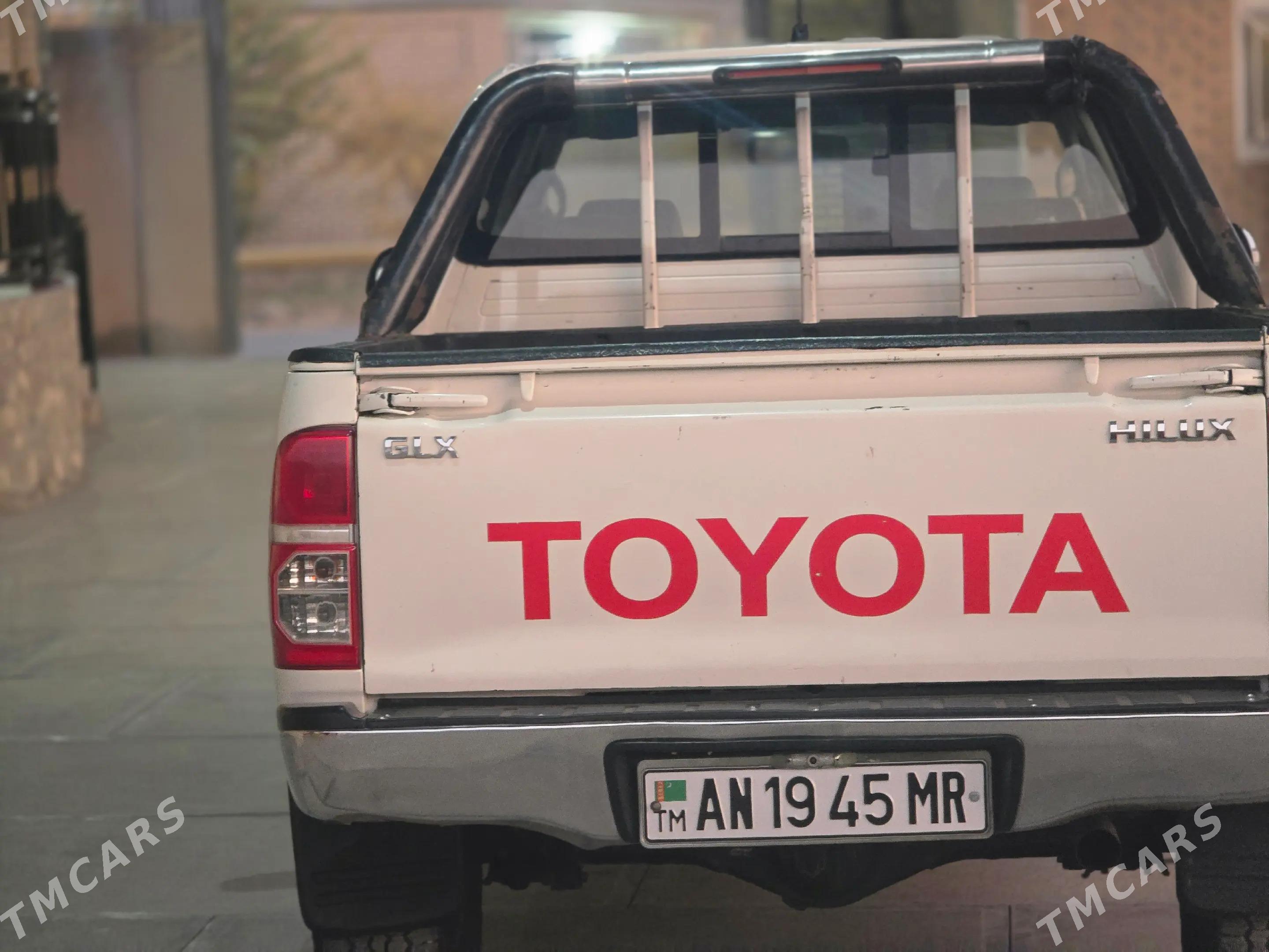 Toyota Hilux 2015 - 350 000 TMT - Mary - img 3