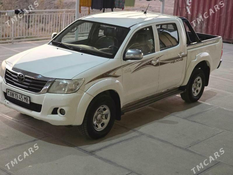 Toyota Hilux 2015 - 350 000 TMT - Mary - img 2