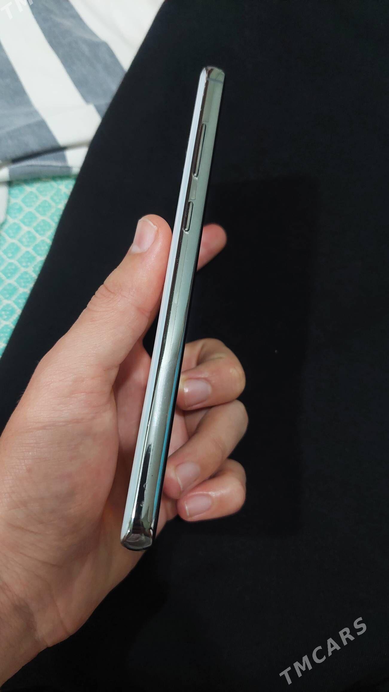 S10 Plus - Köşi - img 2