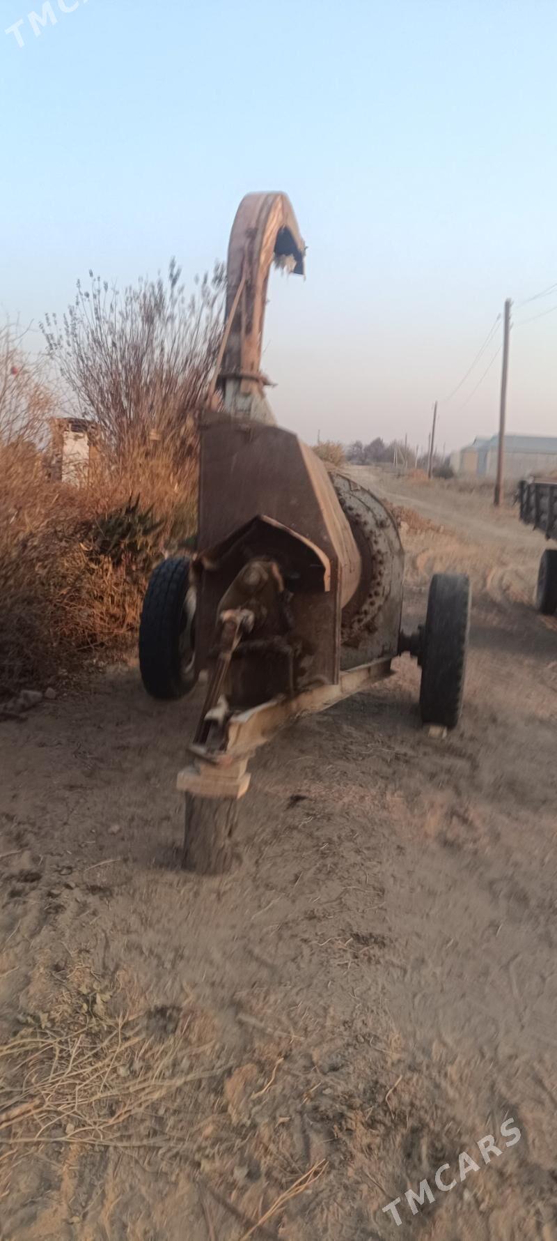 MTZ 80 1999 - 25 000 TMT - Baýramaly - img 2