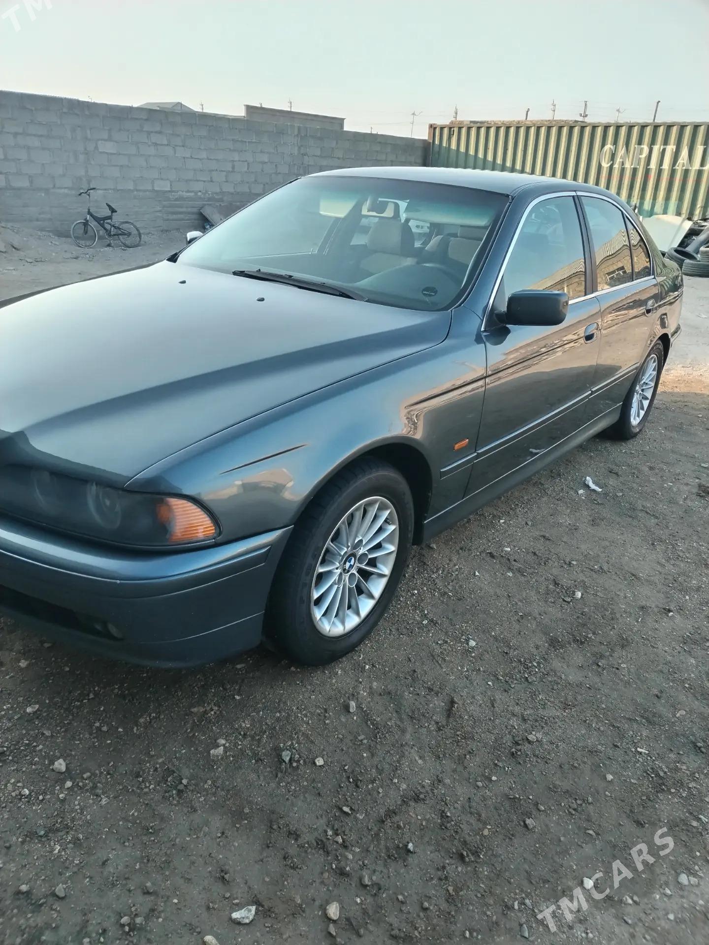 BMW E39 2002 - 150 000 TMT - Гумдаг - img 2