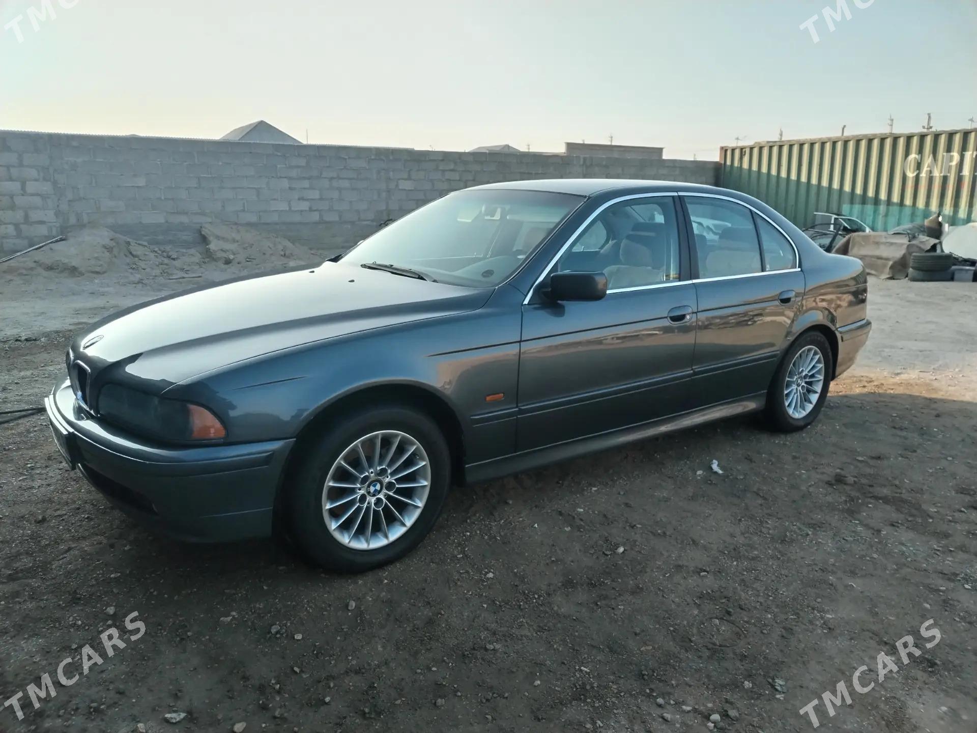 BMW E39 2002 - 150 000 TMT - Гумдаг - img 3