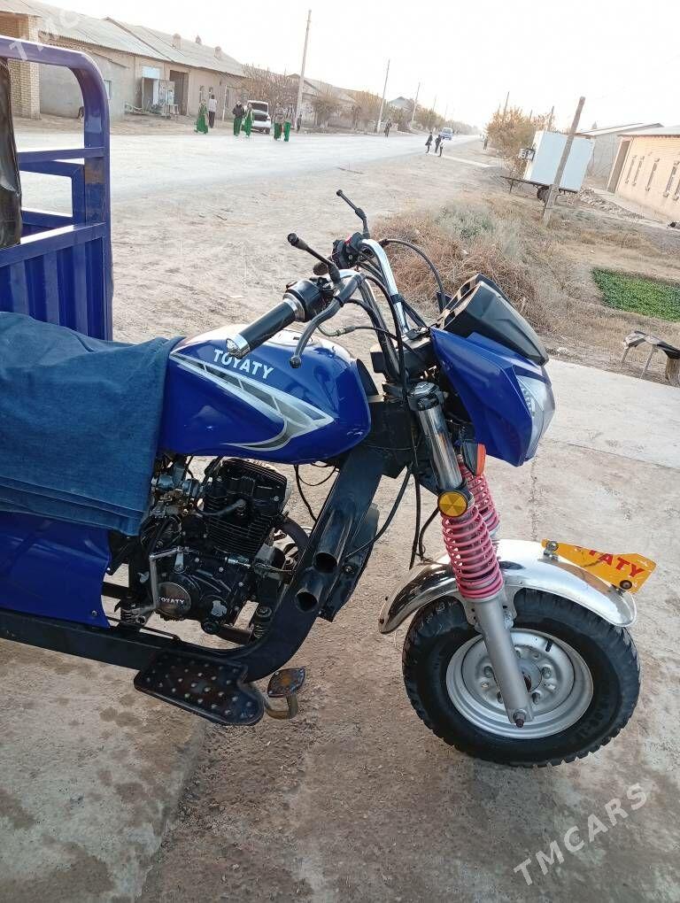 Fekon FK200-14G 2011 - 18 000 TMT - Халач - img 2