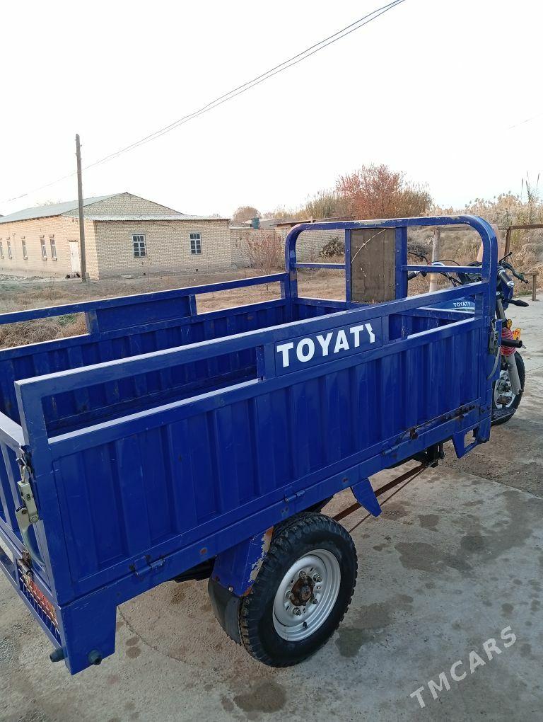 Fekon FK200-14G 2011 - 18 000 TMT - Халач - img 3