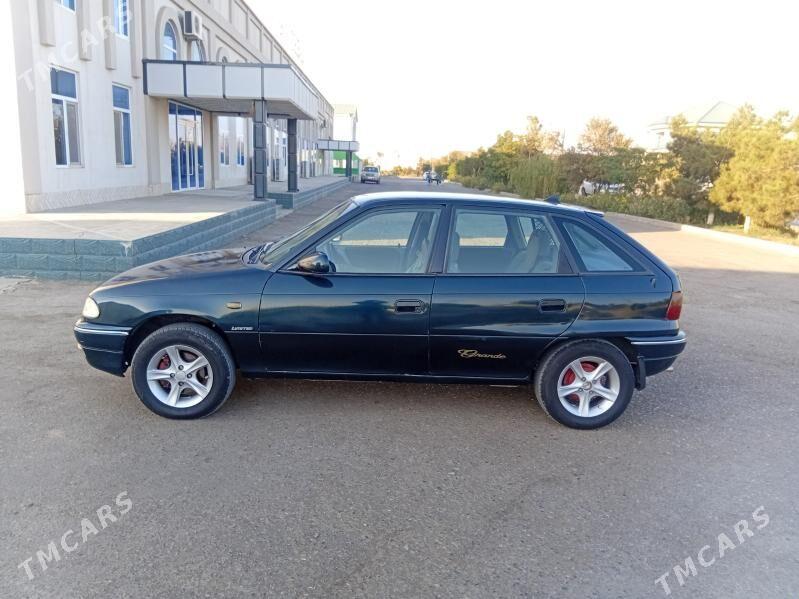 Opel Astra 1994 - 40 000 TMT - Saýat - img 4