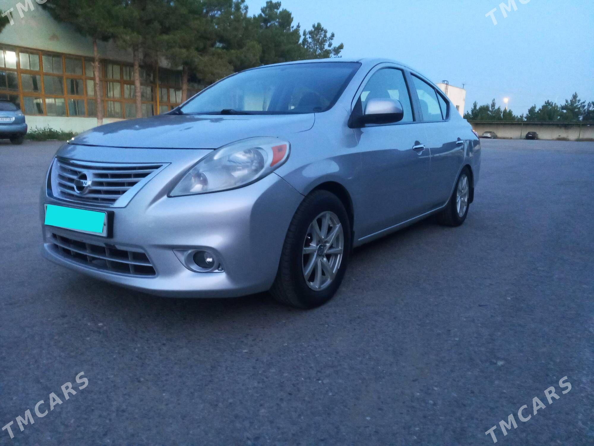 Nissan Versa 2013 - 120 000 TMT - Туркменабат - img 2