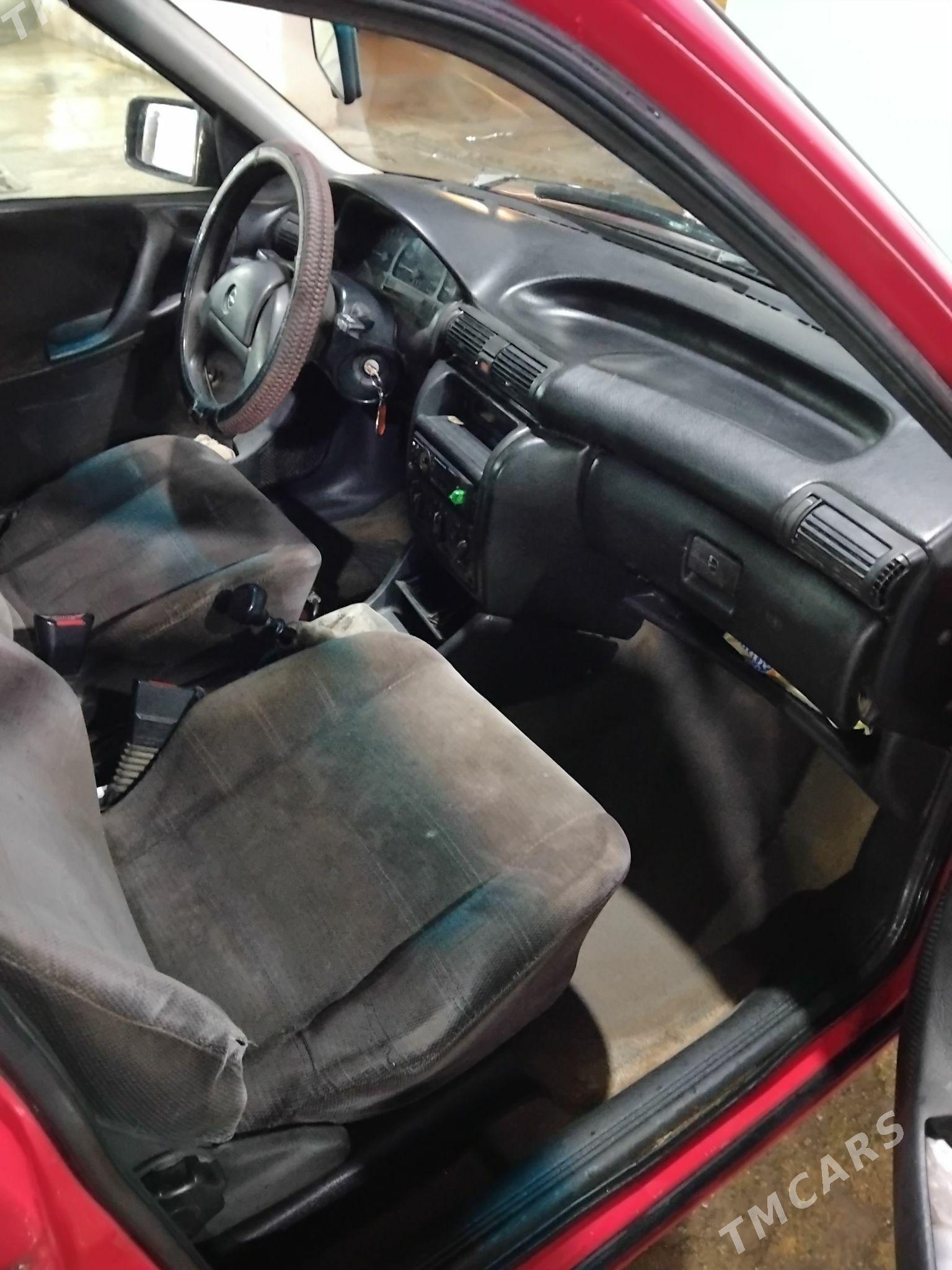 Opel Astra 1993 - 38 000 TMT - Шабатский этрап - img 3
