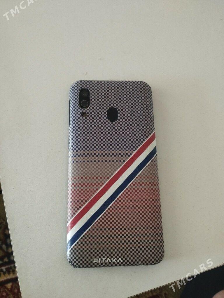 samsung A40 - Mary - img 4