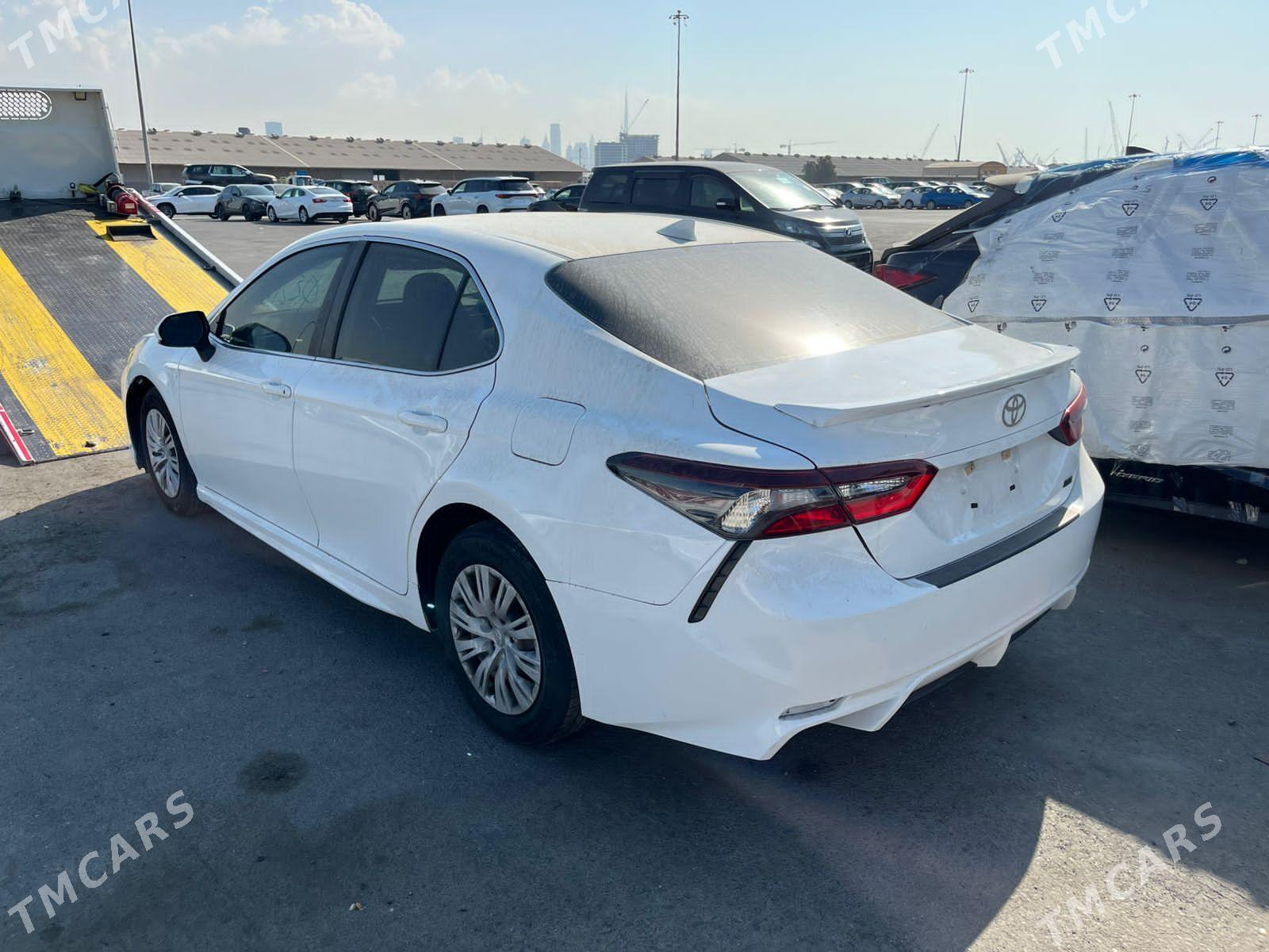 Toyota Camry 2021 - 300 000 TMT - Мары - img 4