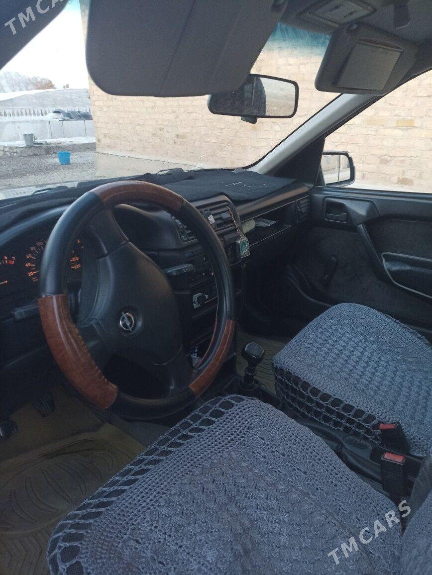 Opel Vectra 1992 - 35 000 TMT - Murgap - img 6