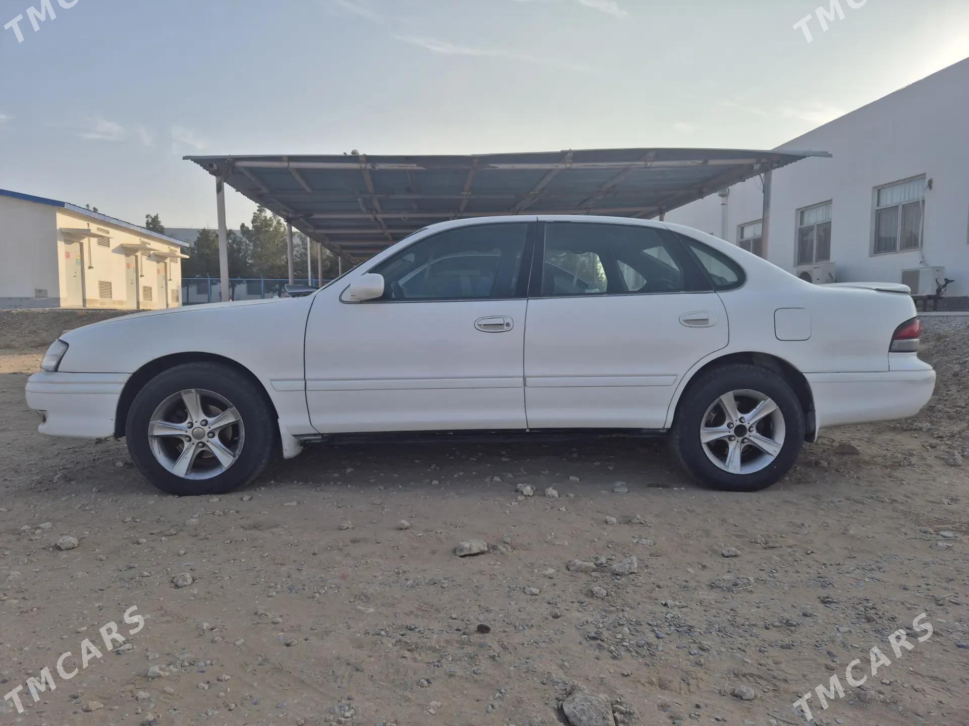 Toyota Avalon 1997 - 100 000 TMT - Seýdi - img 3