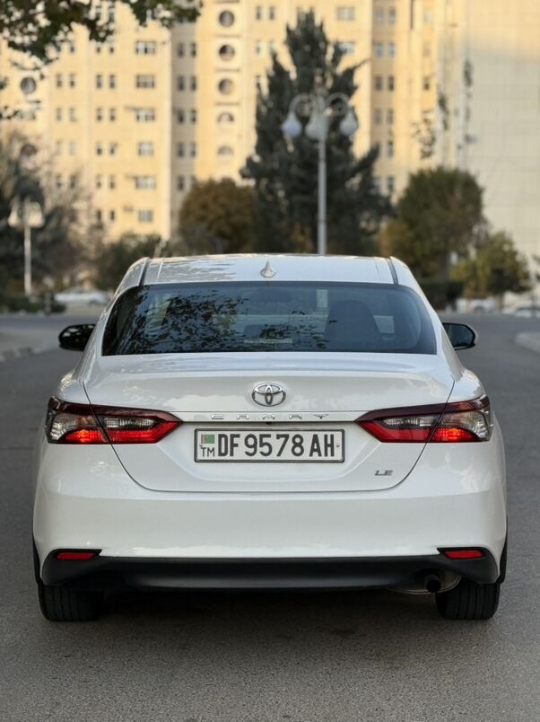 Toyota Camry 2021 - 328 000 TMT - Aşgabat - img 3