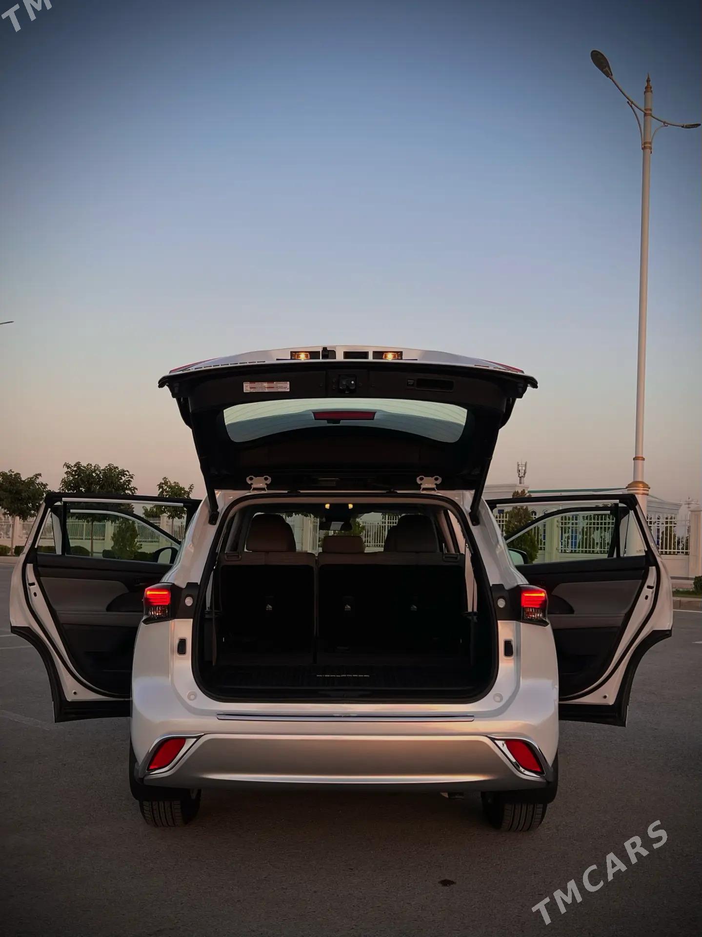 Toyota Highlander 2020 - 480 000 TMT - "Алтын Асыр" Гундогар базары ( Толкучка) - img 8