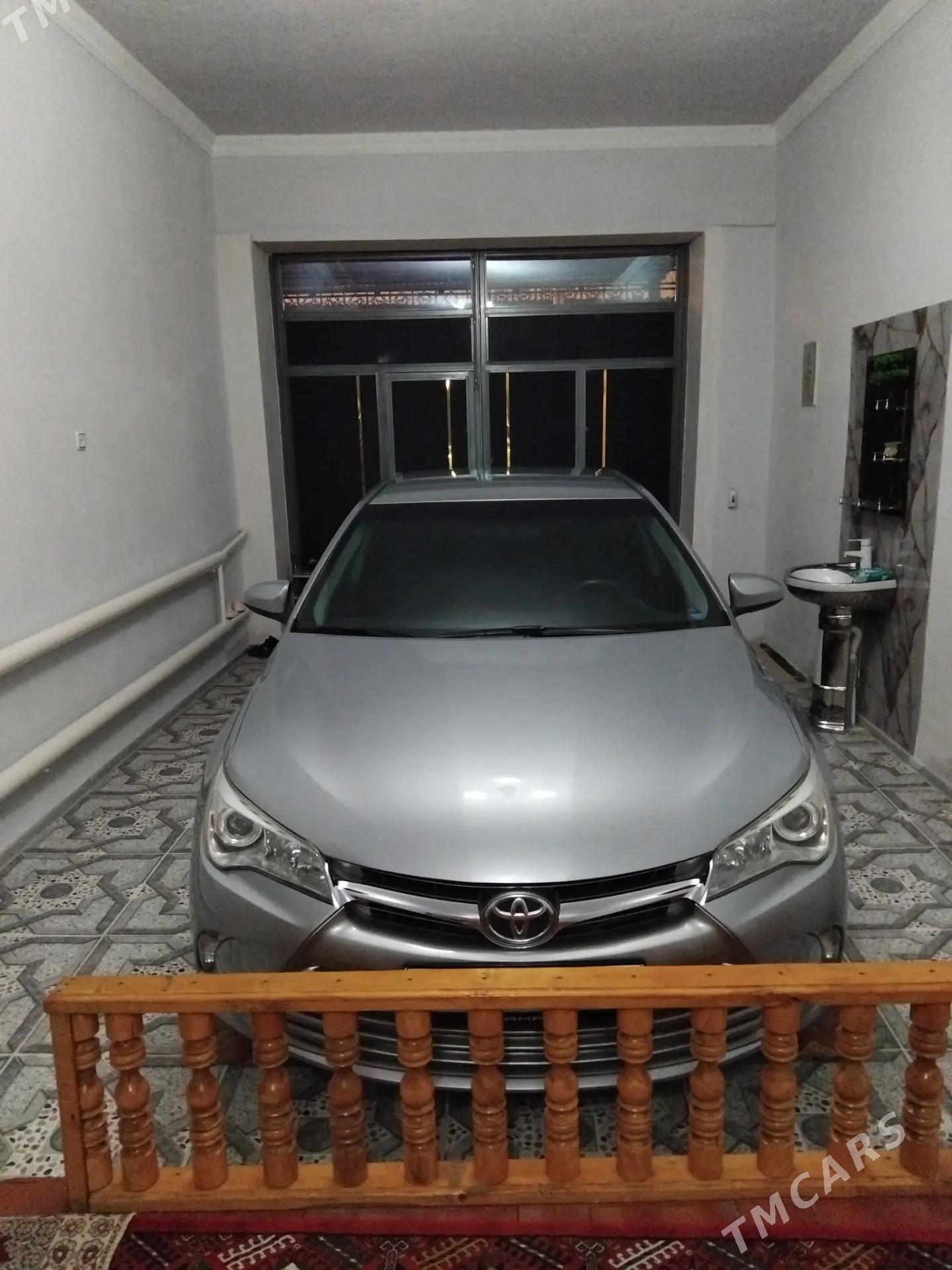 Toyota Camry 2015 - 270 000 TMT - Дашогуз - img 2