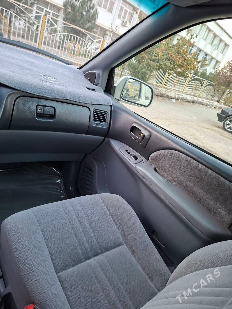 Toyota Sienna 2002 - 200 000 TMT - Туркменабат - img 2