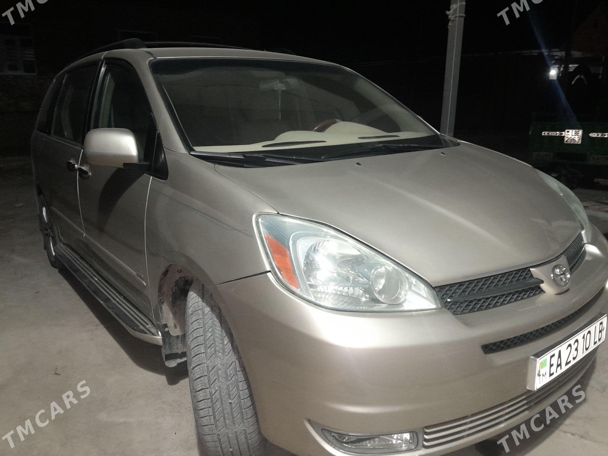 Toyota Sienna 2004 - 240 000 TMT - Койтендаг - img 3