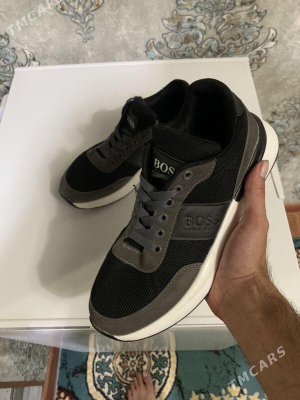 Boss krasofka - Aşgabat - img 1