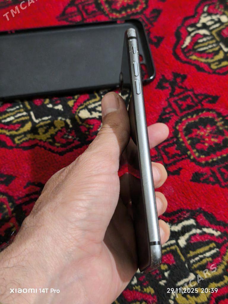 iPhone 8 plus - Мары - img 4