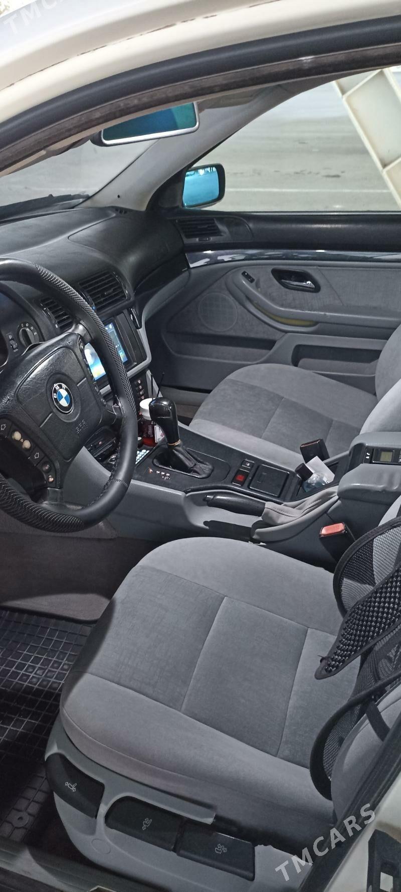 BMW E39 1999 - 120 000 TMT - Balkanabat - img 2