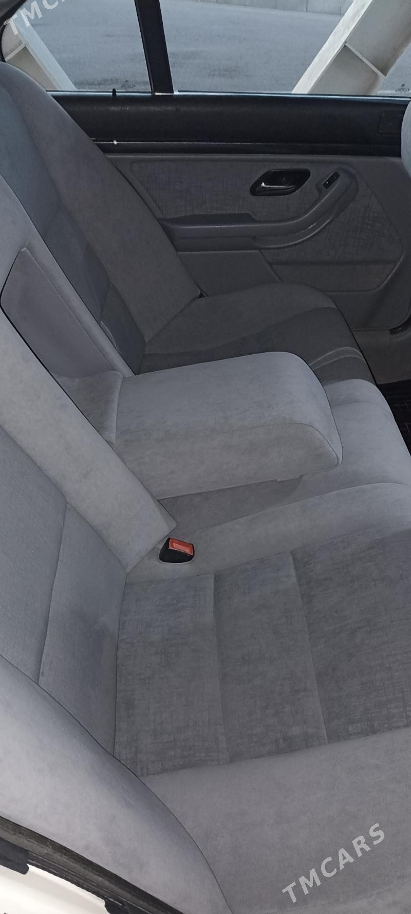 BMW E39 1999 - 120 000 TMT - Balkanabat - img 4