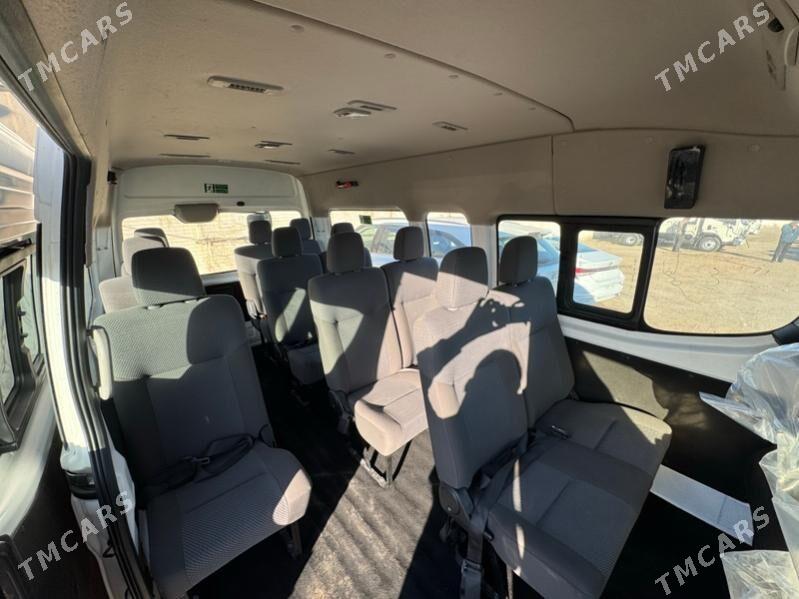 Nissan Urvan 2024 - 410 000 TMT - Мары - img 6