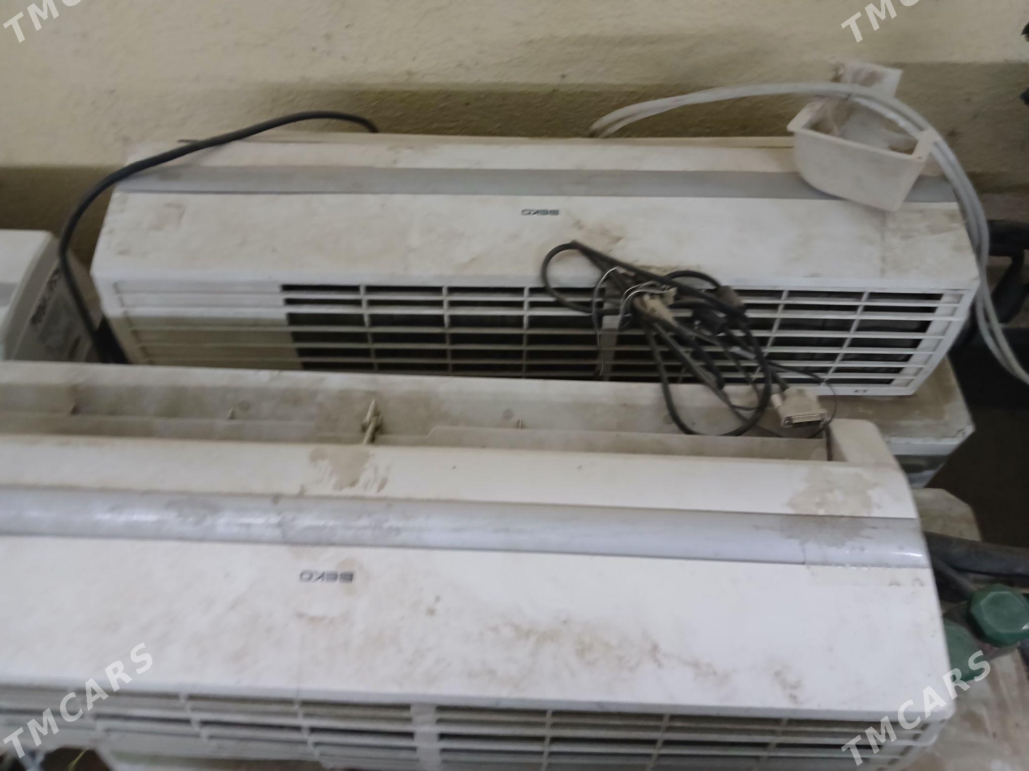 Konsinerler 40 - Büzmeýin - img 2