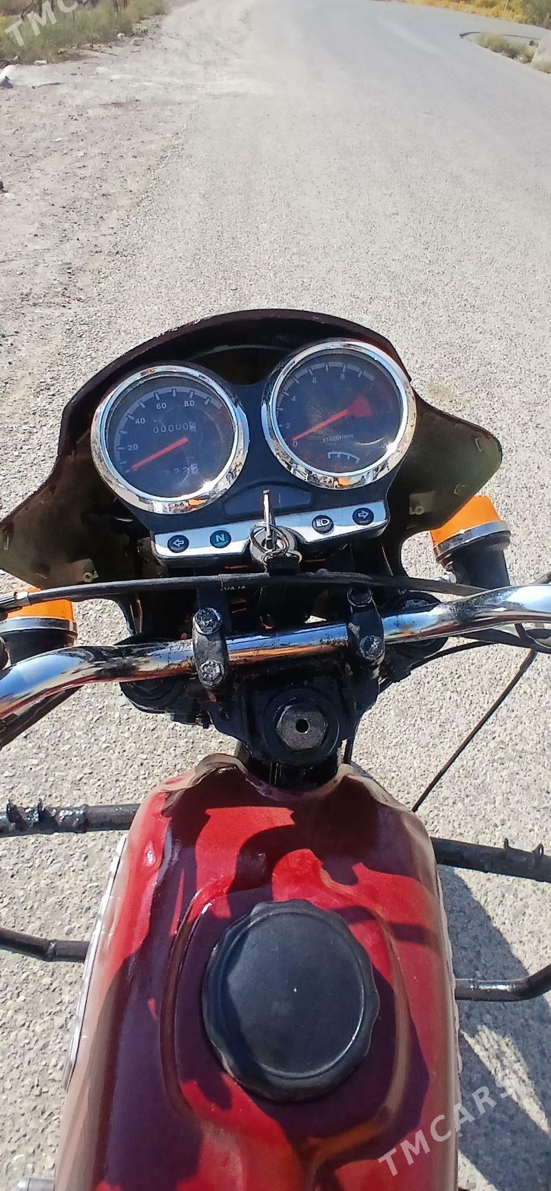 Jawa 300 2024 - 12 000 TMT - Magtymguly - img 6