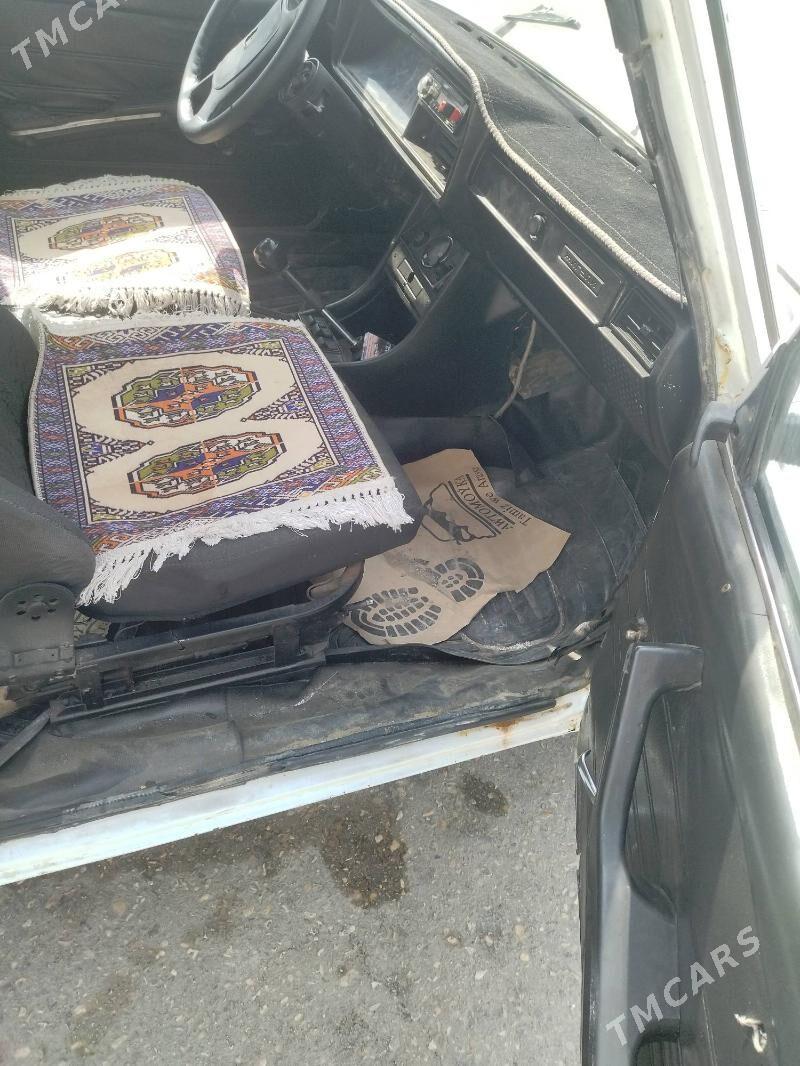 Lada 2107 2000 - 23 000 TMT - Balkanabat - img 1