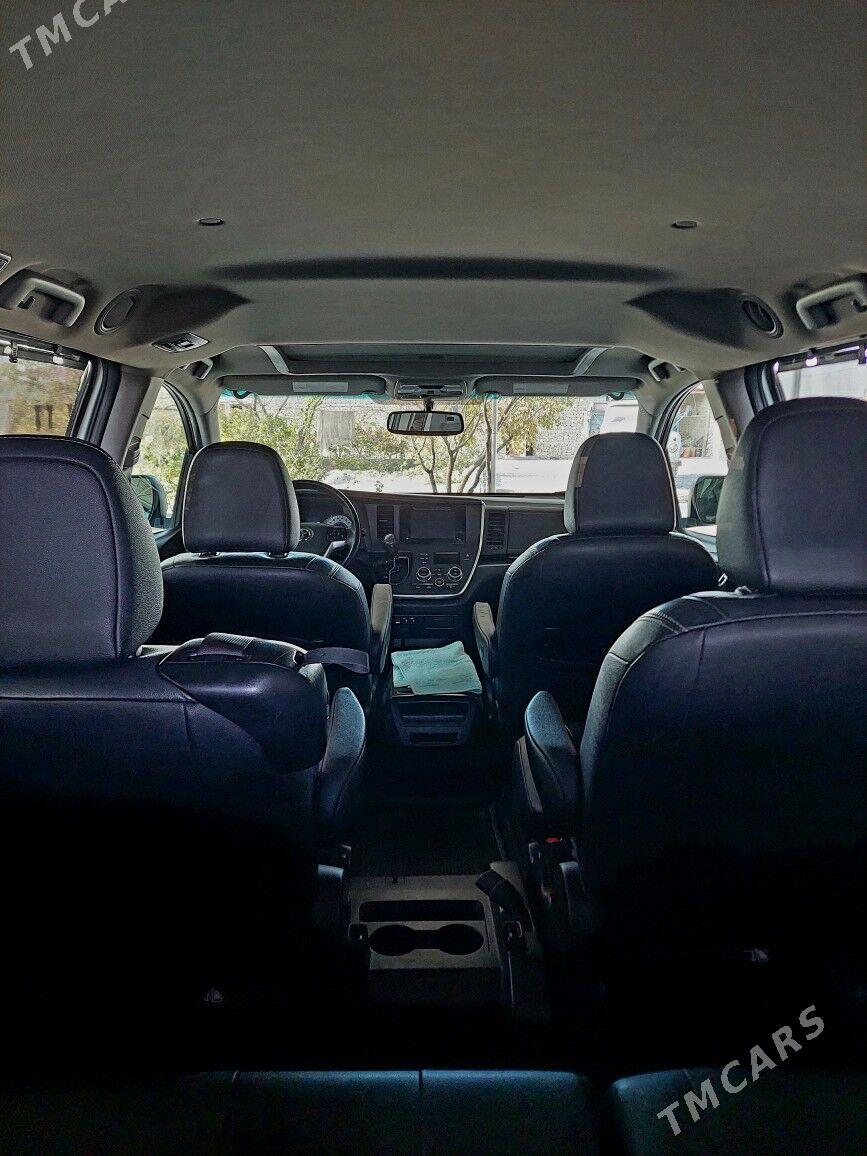 Toyota Sienna 2017 - 405 000 TMT - Ашхабад - img 1