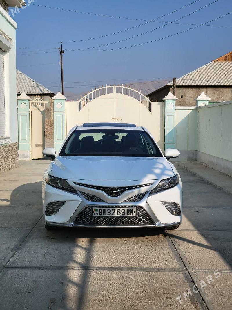 Toyota Camry 2019 - 289 000 TMT - Балканабат - img 3