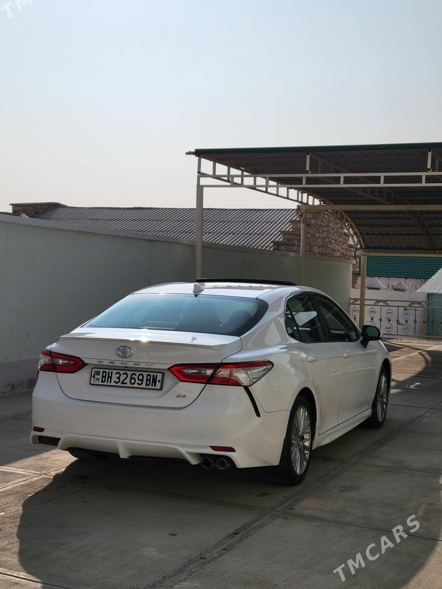 Toyota Camry 2019 - 289 000 TMT - Балканабат - img 4