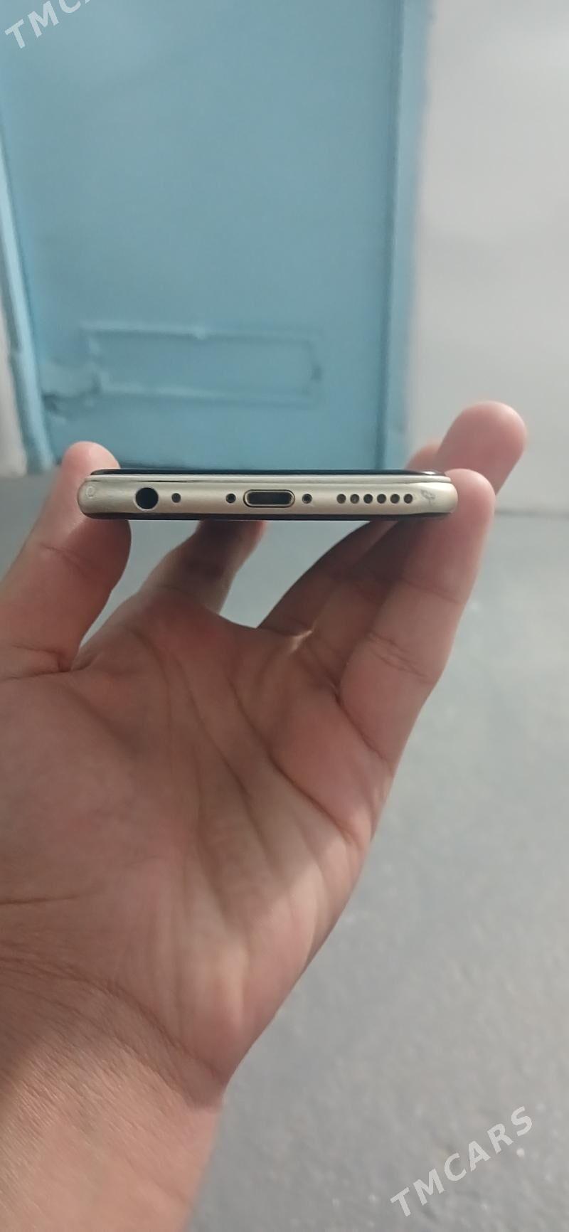 iPhone 6s - Гумдаг - img 2