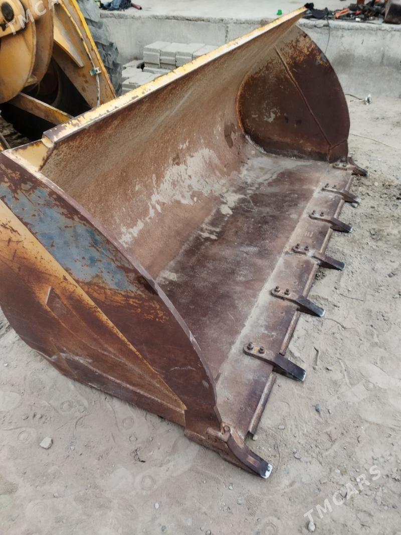 XCMG LW300F 2015 - 330 000 TMT - Кака - img 4