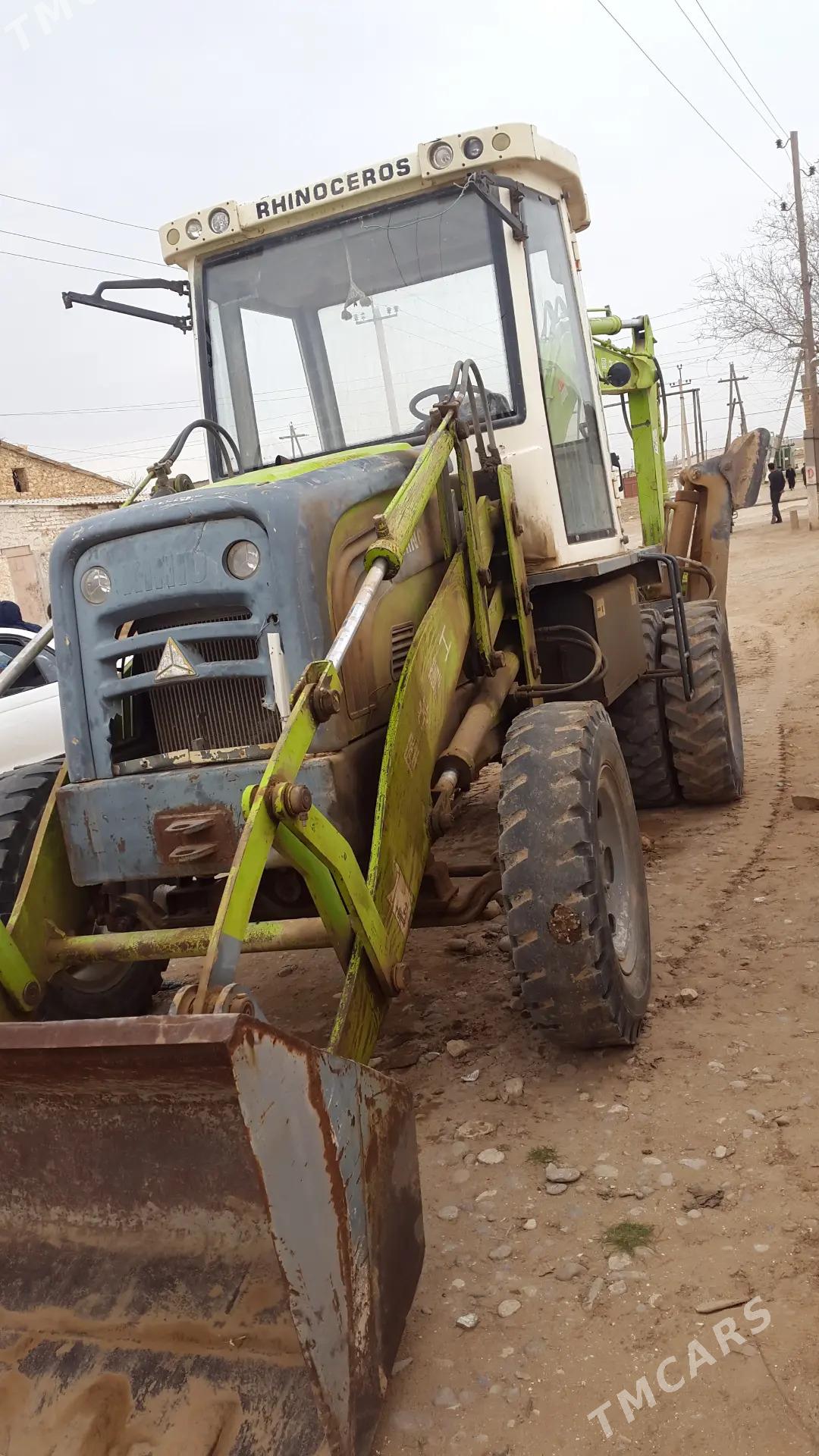 Mitsubishi Canter 2014 - 300 000 TMT - Ходжамбаз - img 3
