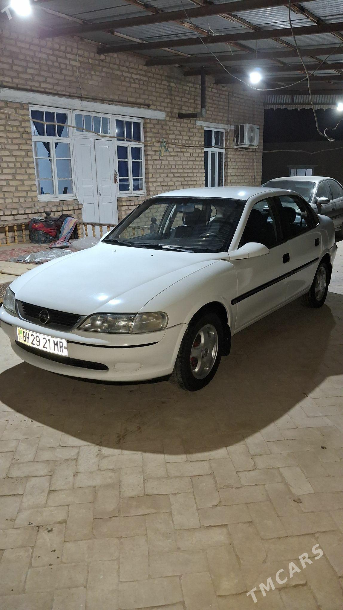 Opel Vectra 1998 - 50 000 TMT - Ёлётен - img 3