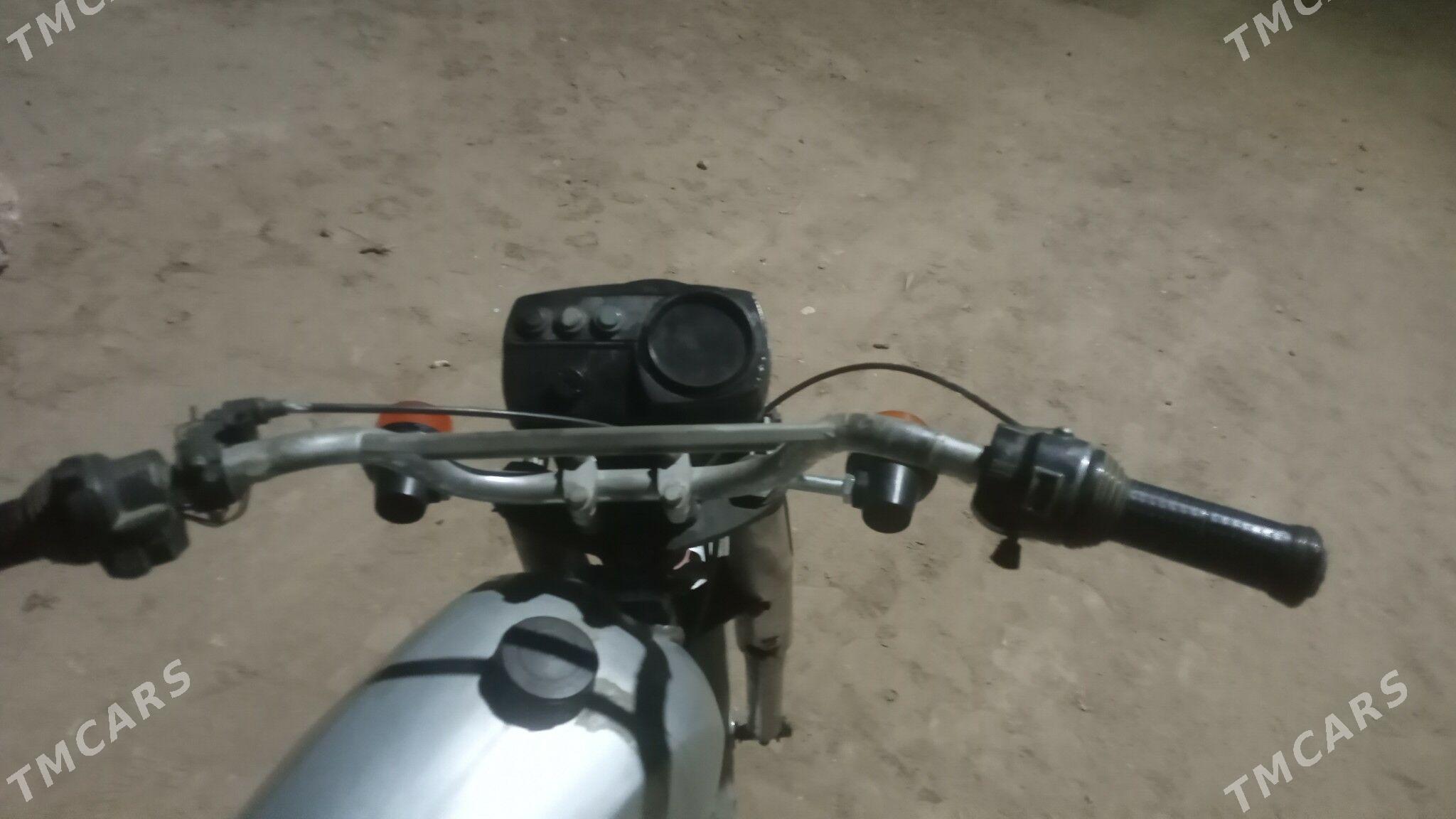 Iž Planeta 2022 - 6 000 TMT - Halaç - img 6